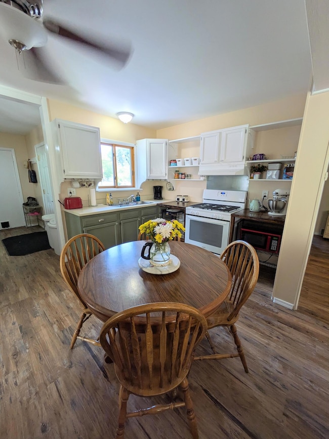 113 Whispering Pines Ct, Roscommon, MI 48653 - photo 7