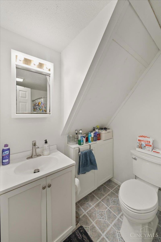 330 John St, Hillsboro, OH 45133 - photo 7