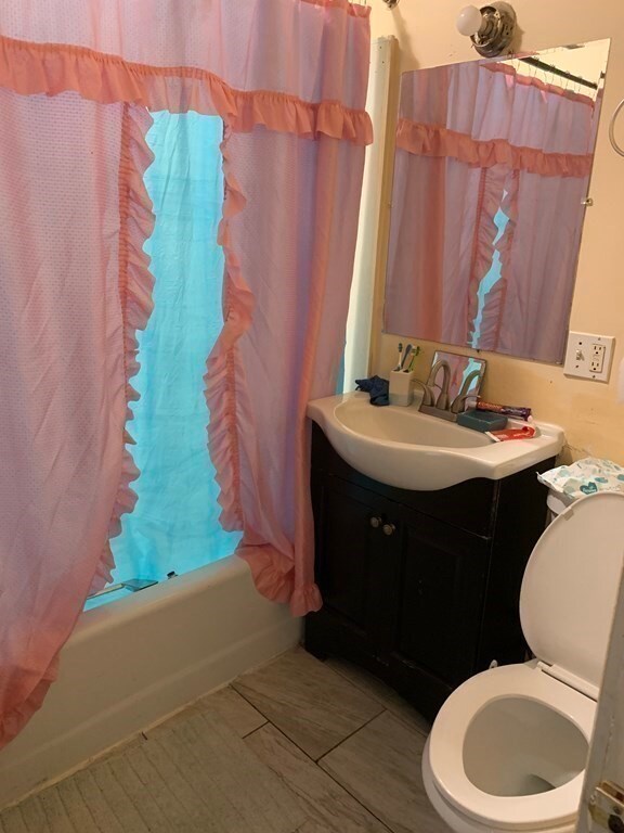 173 Marion St, Springfield, MA 01109 - photo 5