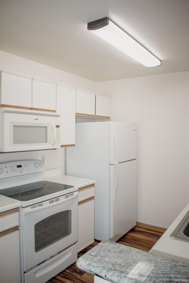 64 Kunihi Ln unit 324, Kahului, HI 96732 - photo 5