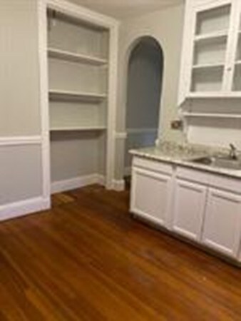 140 Savin Hill Ave unit 3R, Boston, MA 02125 - photo 2