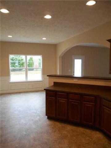 Breakfast Bar looking into family room
