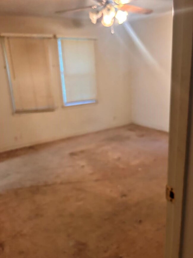 923 Bendat St, McComb, MS 39648 - photo 6