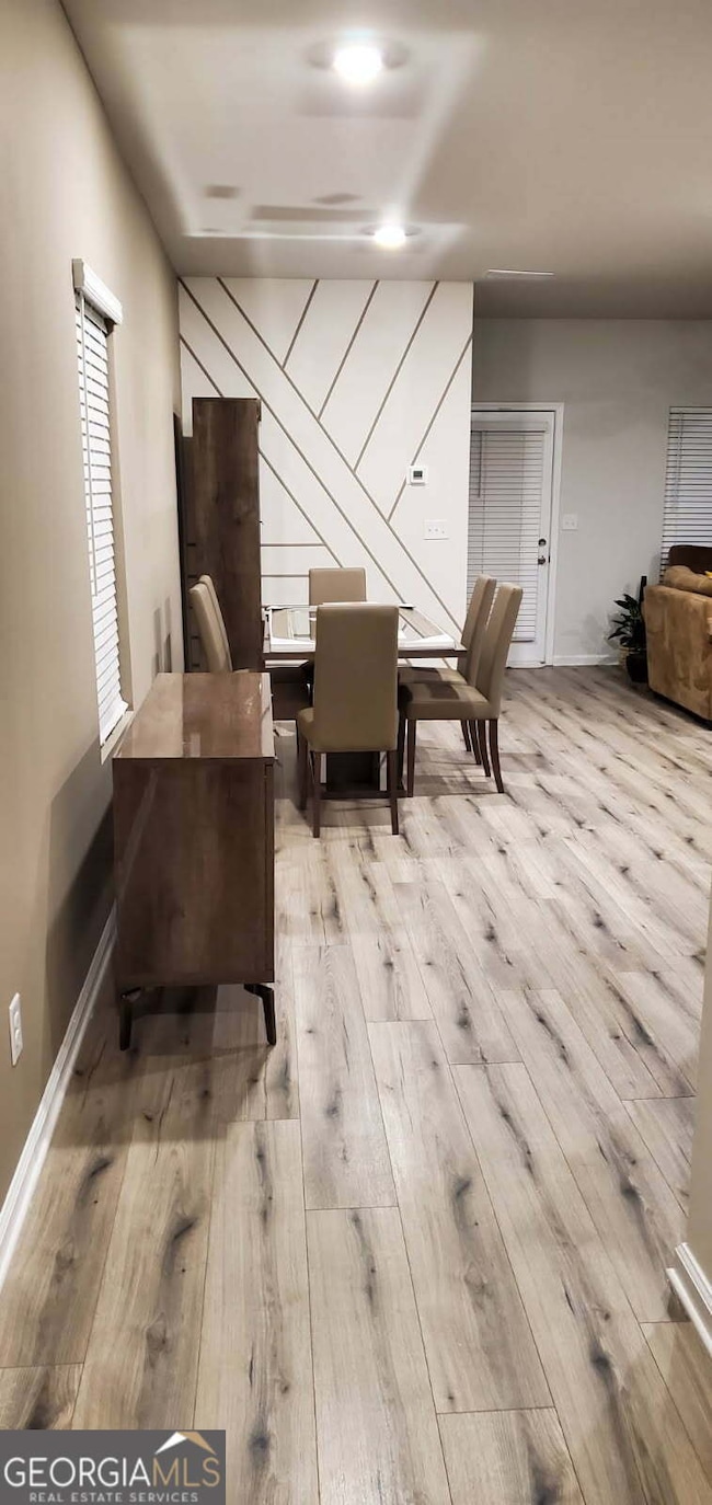 7529 Knoll Hollow Rd, Lithonia, GA 30058 - photo 4