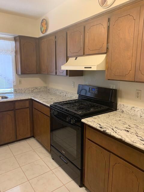 1785 Villa Santos Cir, El Paso, TX 79935 - photo 6