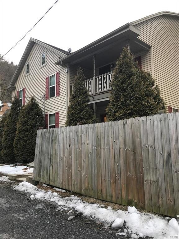 324 W Broadway, Jim Thorpe, PA 18229 - photo 7