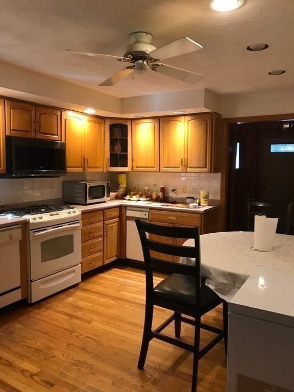 206 Oliver St, Malden, MA 02148 - photo 7