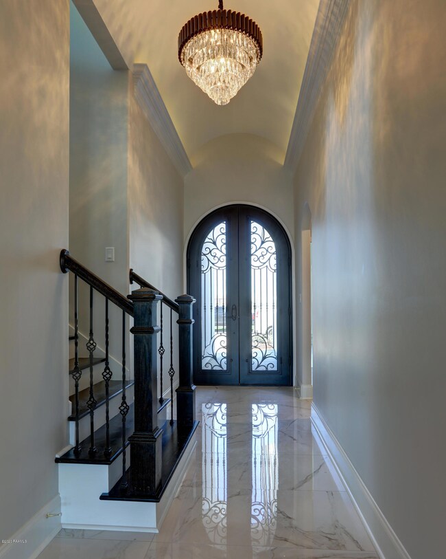 131 San Sebastian Dr, Youngsville, LA 70592 - photo 5