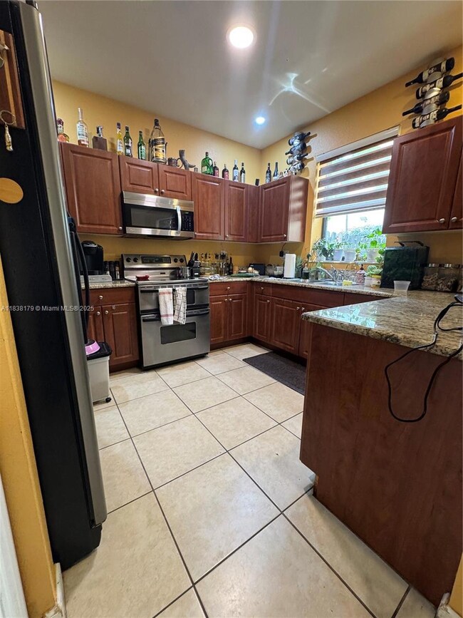 23477 SW 112th Place, Homestead, FL 33032 - photo 5