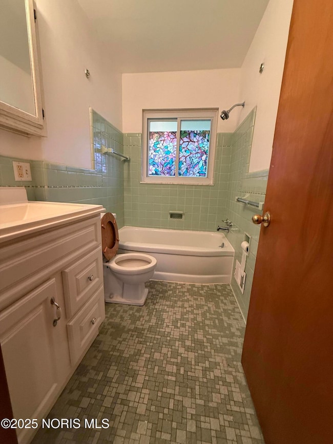 5737 Yermo Dr, Toledo, OH 43613 - photo 5