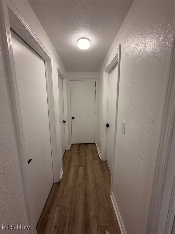 612 Hallie Ave, Akron, OH 44305 - photo 6