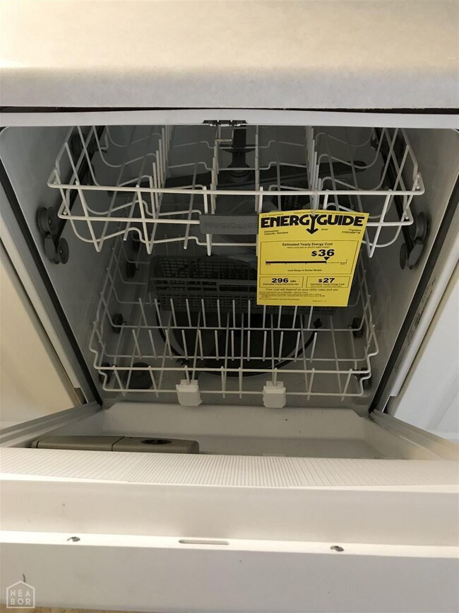 2011 Mitzi Ln, Jonesboro, AR 72401 - photo 5