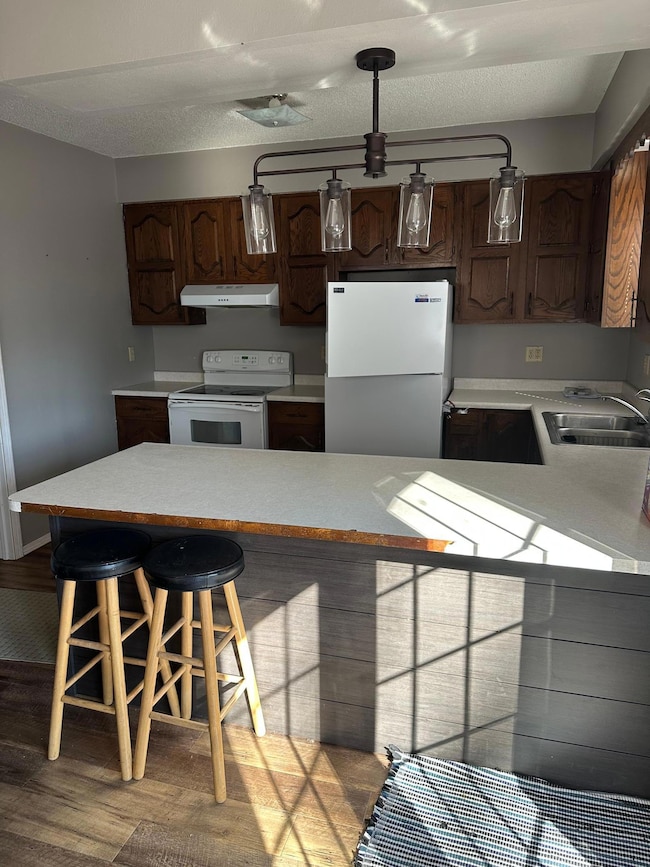 352 3rd St, Tracy, MN 56175 - photo 2