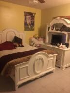 4948 Pimlico Ct, West Palm Beach, FL 33415 - photo 4