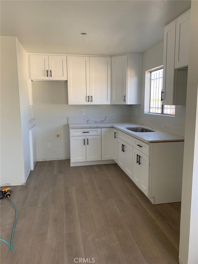 867 E 120th St unit 1, Los Angeles, CA 90059 - photo 3