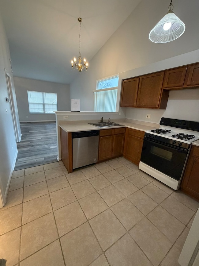 14121 Faulkner Ct, Plainfield, IL 60544 - photo 5