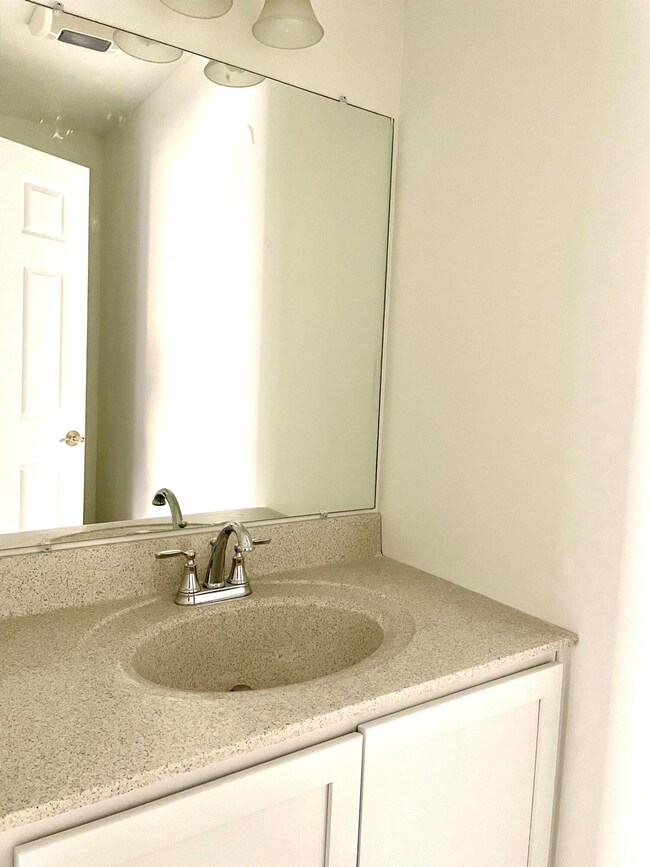 215 High St unit 3, Taunton, MA 02780 - photo 7