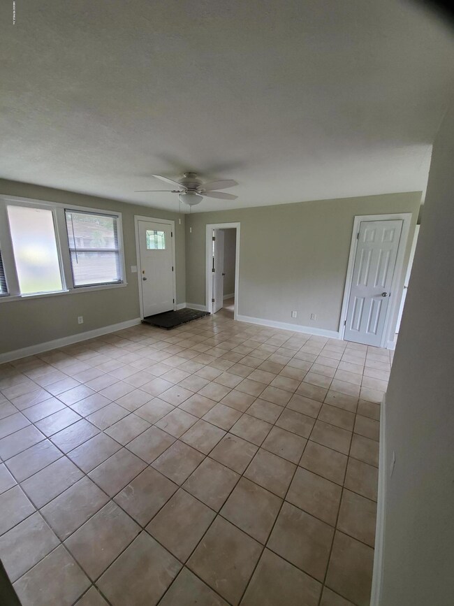 234 Pecan St, Jacksonville, FL 32211 - photo 3