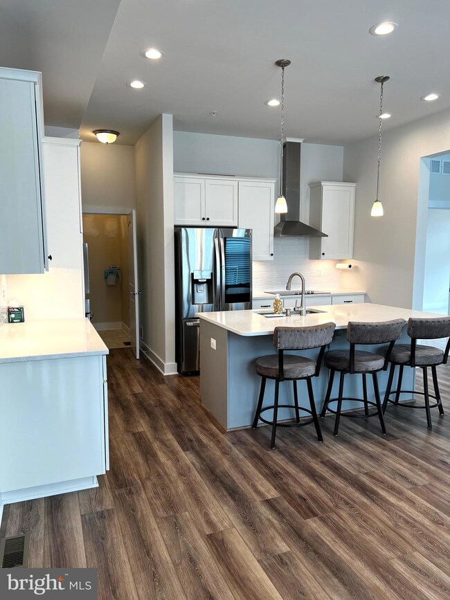 2873 Town View Cir, New Windsor, MD 21776 - photo 2