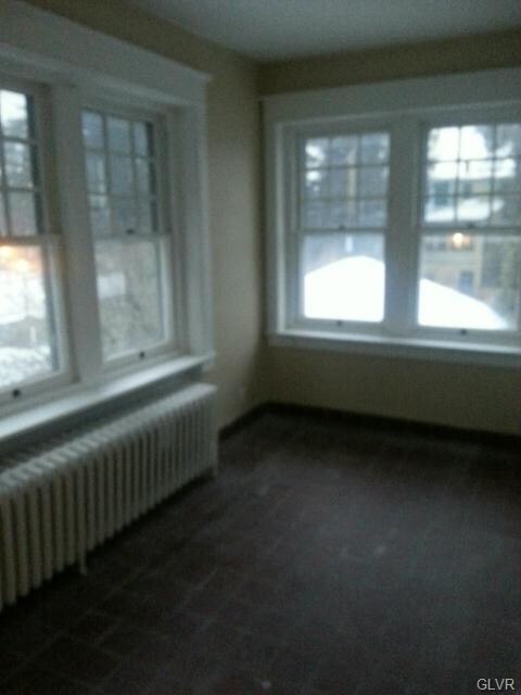 128 N 15th St unit 2, Allentown, PA 18102 - photo 6