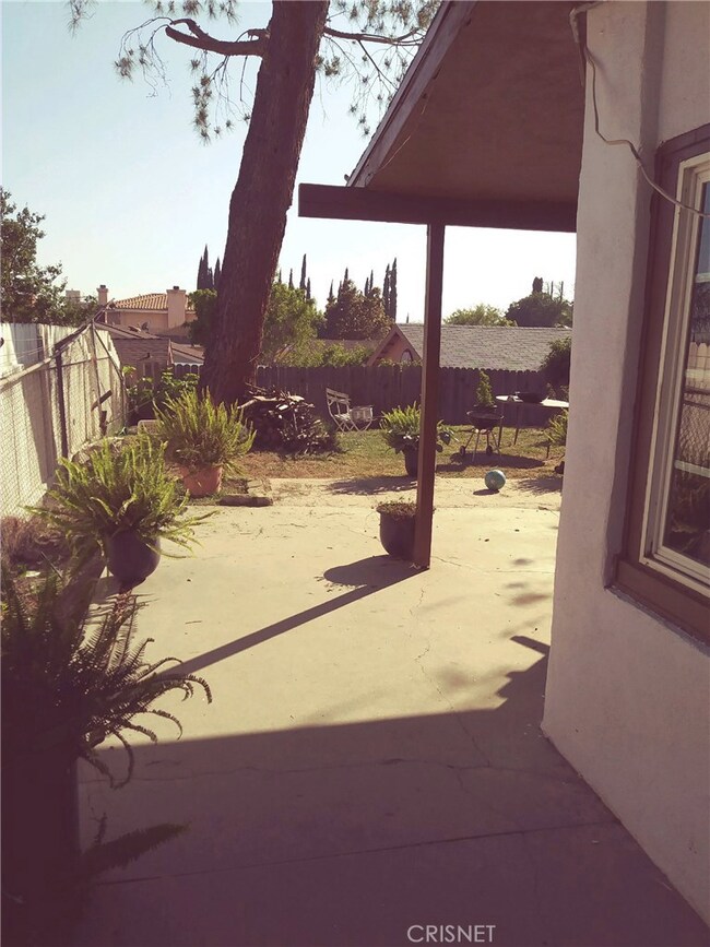 13207 Herrick Ave, Sylmar, CA 91342 - photo 5