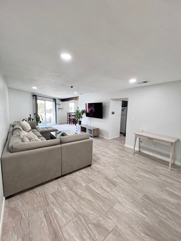 39 Christopher Dr unit B, Stoughton, MA 02072 - photo 4