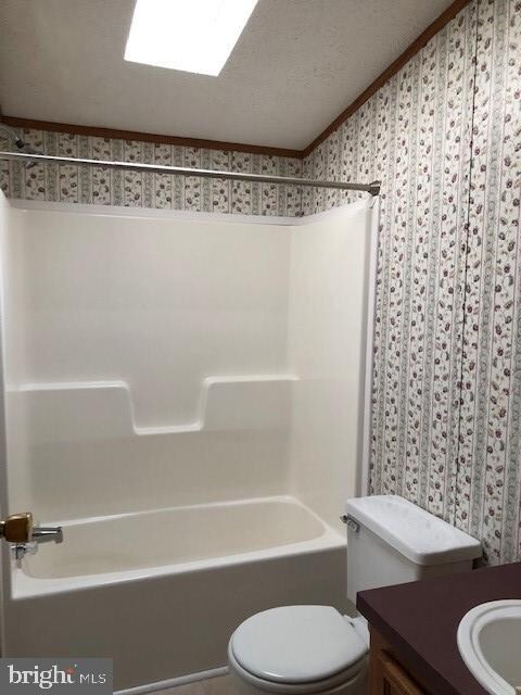 299 James Dr, Glenmoore, PA 19343 - photo 2