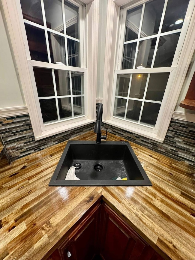 161 Cromwell Estates Rd, Clendenin, WV 25045 - photo 6