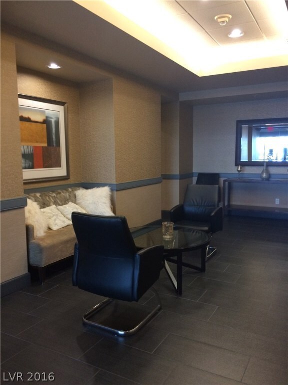 Allure Las Vegas unit 2204, Las Vegas, NV 89102 - photo 4