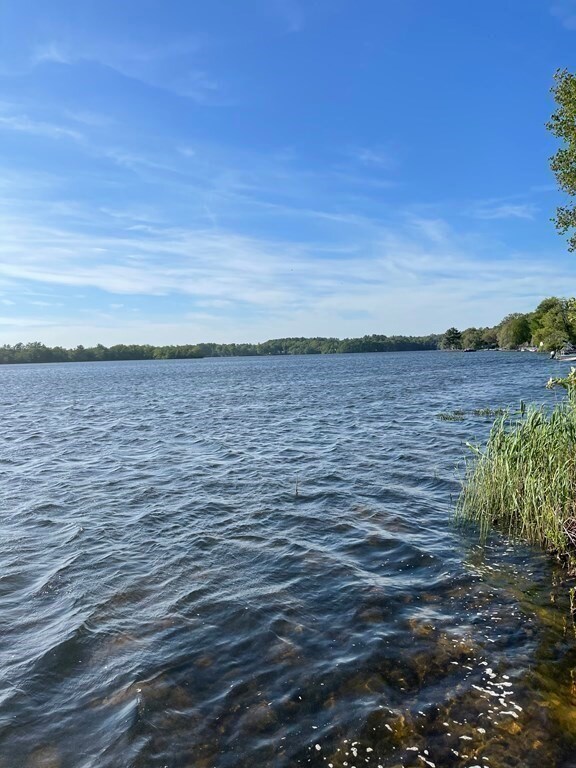 183 Wampatuck St, Pembroke, MA 02359 - photo 2