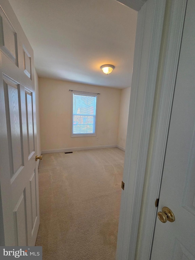 306 S Dupont Rd, Wilmington, DE 19805 - photo 4