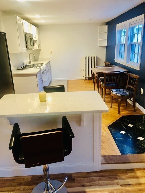 27 Leicester Rd unit B, Marblehead, MA 01945 - photo 5