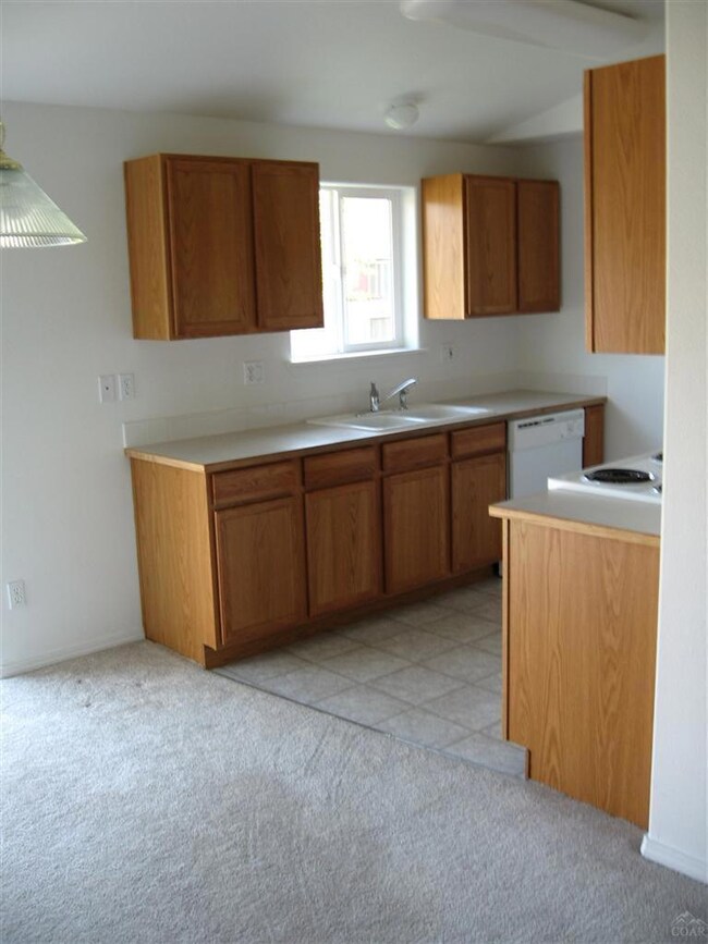 20055 Elizabeth Ln, Bend, OR 97702 - photo 6