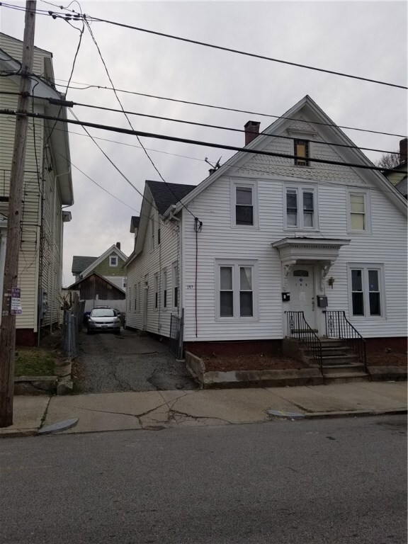 195 West Ave, Pawtucket, RI 02860 - photo 2
