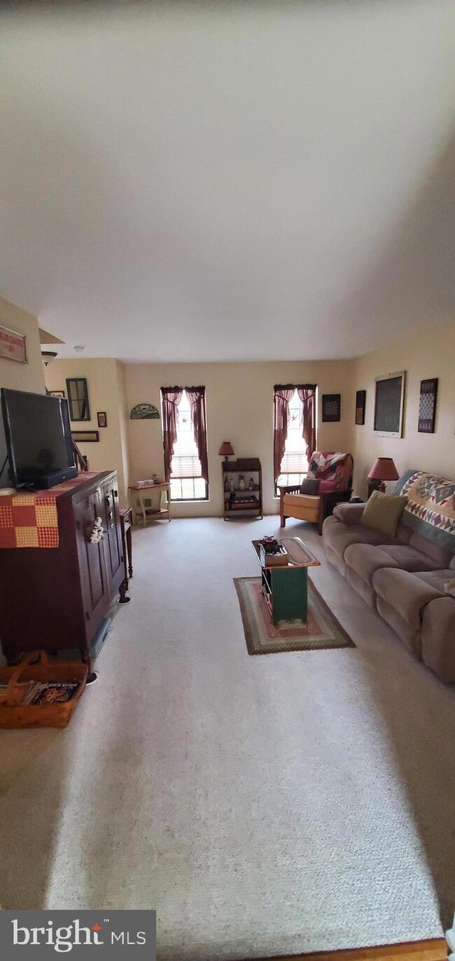 12 Chadwick Ct, Trenton, NJ 08691 - photo 2