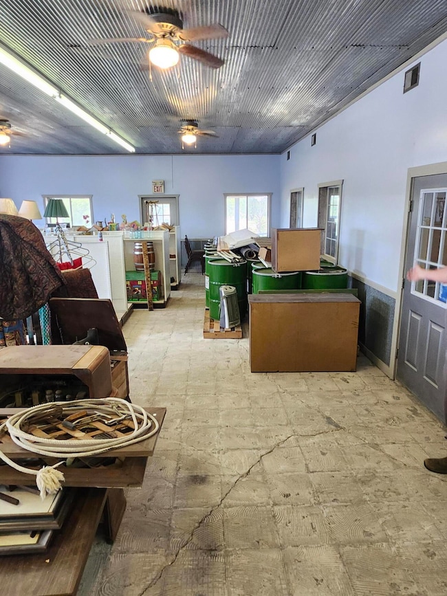 19546 Golden Dr, Raymondville, MO 65555 - photo 6