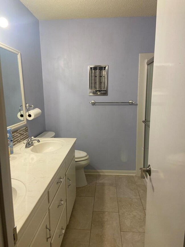 3220 La Vista Ave, Bay City, TX 77414 - photo 7