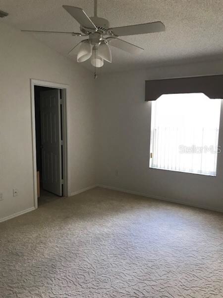 429 Canterbury Ct, The Villages, FL 32162 - photo 3