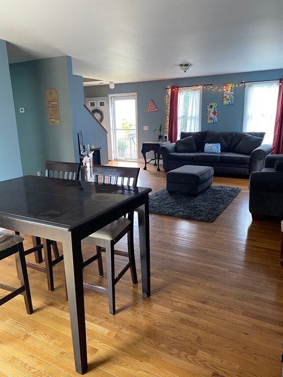 88 Canfield St, South Dartmouth, MA 02748 - photo 5