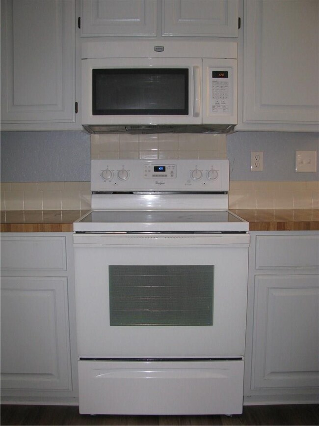 7 Sandwick Dr, Bella Vista, AR 72715 - photo 4