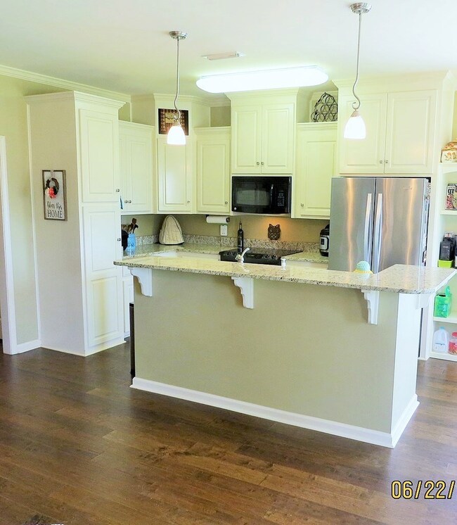 Island for bar stools and Gatherings