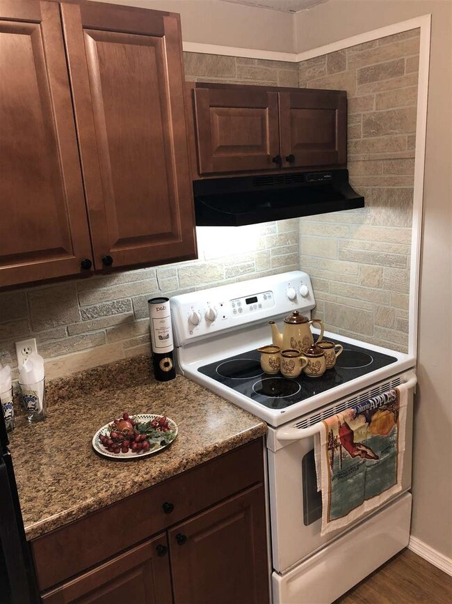 45C Constitution Dr, Londonderry, NH 03053 - photo 6