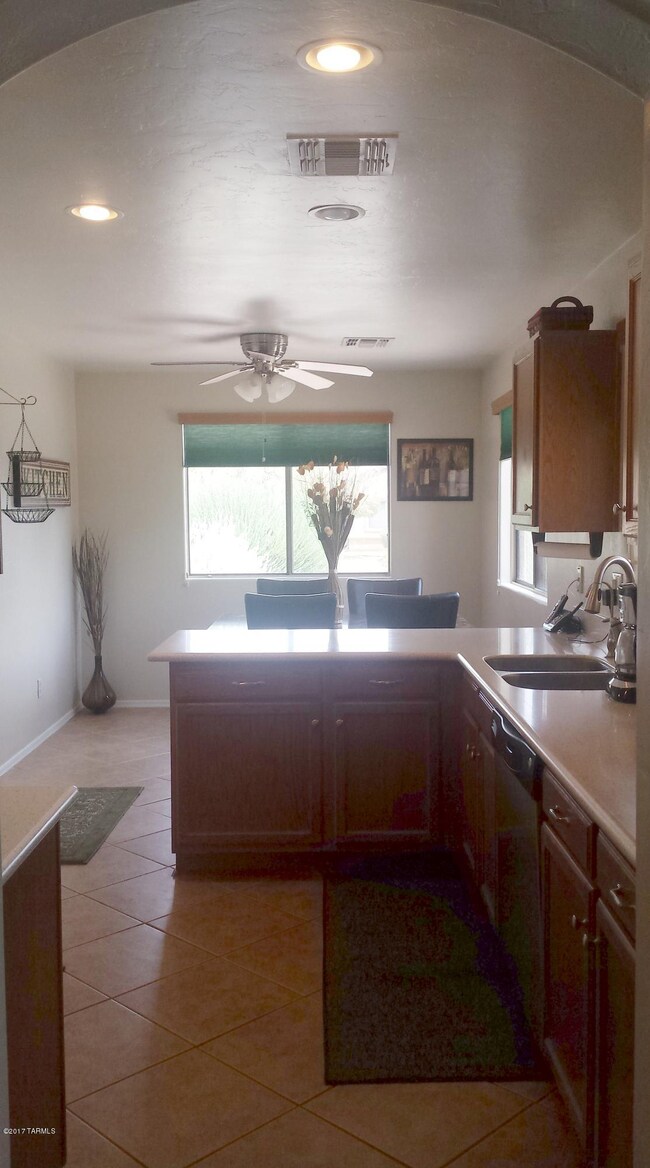 Sarnoff Ridge kitchen7