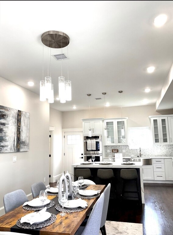 18 Woodbine St unit 2, Somerville, MA 02143 - photo 5