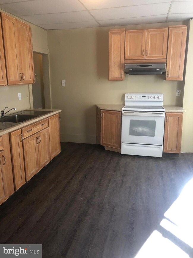 81 Penn St, Penns Grove, NJ 08069 - photo 4