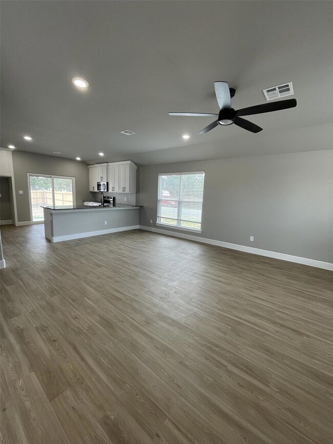 626 W Florence St, Denison, TX 75020 - photo 2