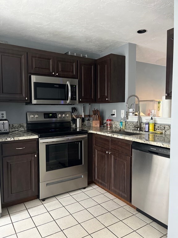 45 Key St unit 45, Millis, MA 02054 - photo 2