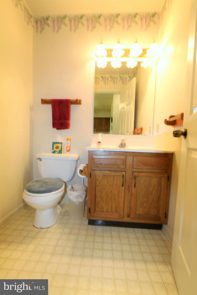 18030 Par Three Dr, Hagerstown, MD 21740 - photo 7