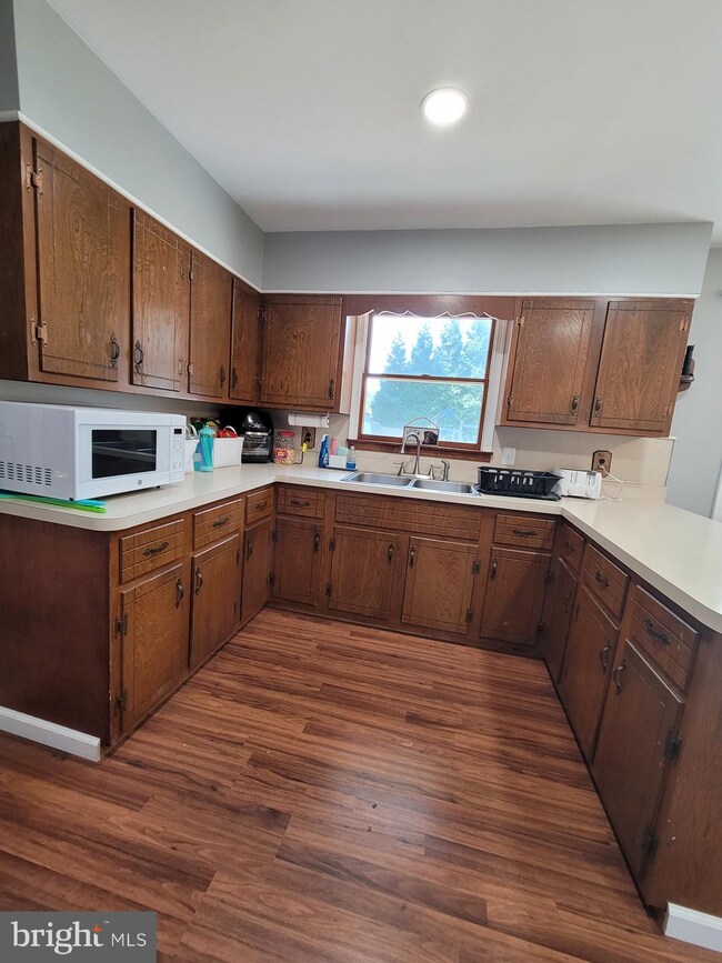 2490 Venezia Ave, Vineland, NJ 08361 - photo 7