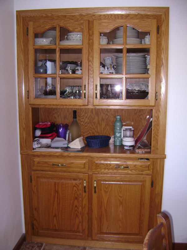 Built-in Hutch